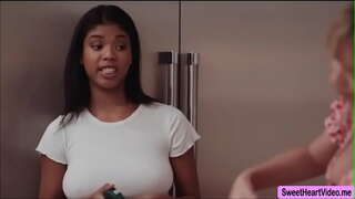 ลูกเลี้ยง Nia Nacci ดูดาน่า DeArmond licks ของเธอเปียกจิ๋ม