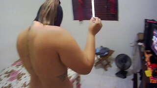 แฟนของฉันเป็นน้องสาวมาหาฉันและมีเรื่องดิ๊ก