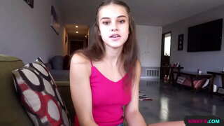 ของฉันน้องต่างพ่อเจอออกมาจากแฟนของเธอถูกใจของเธอและอยากจะกลับมาตอนเขาเธอถามฉันต้องอึ๊บเธอแล้วปล่อยให้เธอดูรูปของพวกเรา-เอลลี่แบบหนูเลย