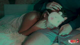 ฉันตื่นขึ้นมาแล้วของฉันก้าวอ-แม่ของเธองีบและน้ำเชื้ออยู่ในปากของเธอ! 4k