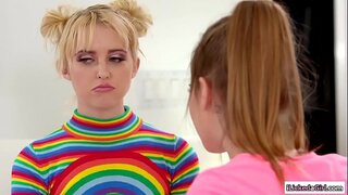 હોટ carwash જેમની સળીયાથી દરેક અન્ય ભોસ ચુત પછી કામ કરે છે