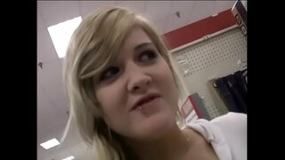 ร้อนแรงบ้ารักกันต้องใช้ใหญ่ของดิ๊กอยู่ในปากของเธอ