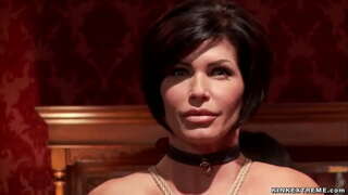 น่าประหลาดใหญ่หน้าอกผมบลอนด์ MILF Cherie Deville นแย่มากไอ้จ้อนใหญ่แล้วยังไงพวกเขาขณะที่ผมสีน้ำตาล MILF แบบเบาๆเฉือดจิ้งแบ่งเขาและดูดในอัพเปอร์อีพื้นปาร์ตี้